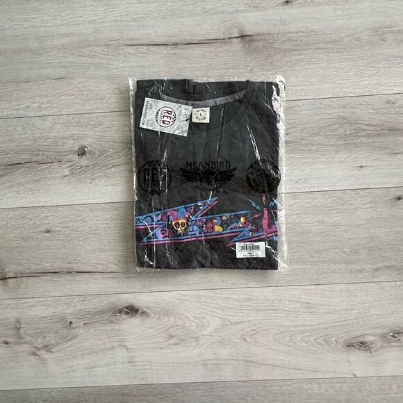 Red Torpedo Lee Johnston Live Wire Anthracite Tee Black L NWT‎ IN PACKAGING - Picture 5 of 7